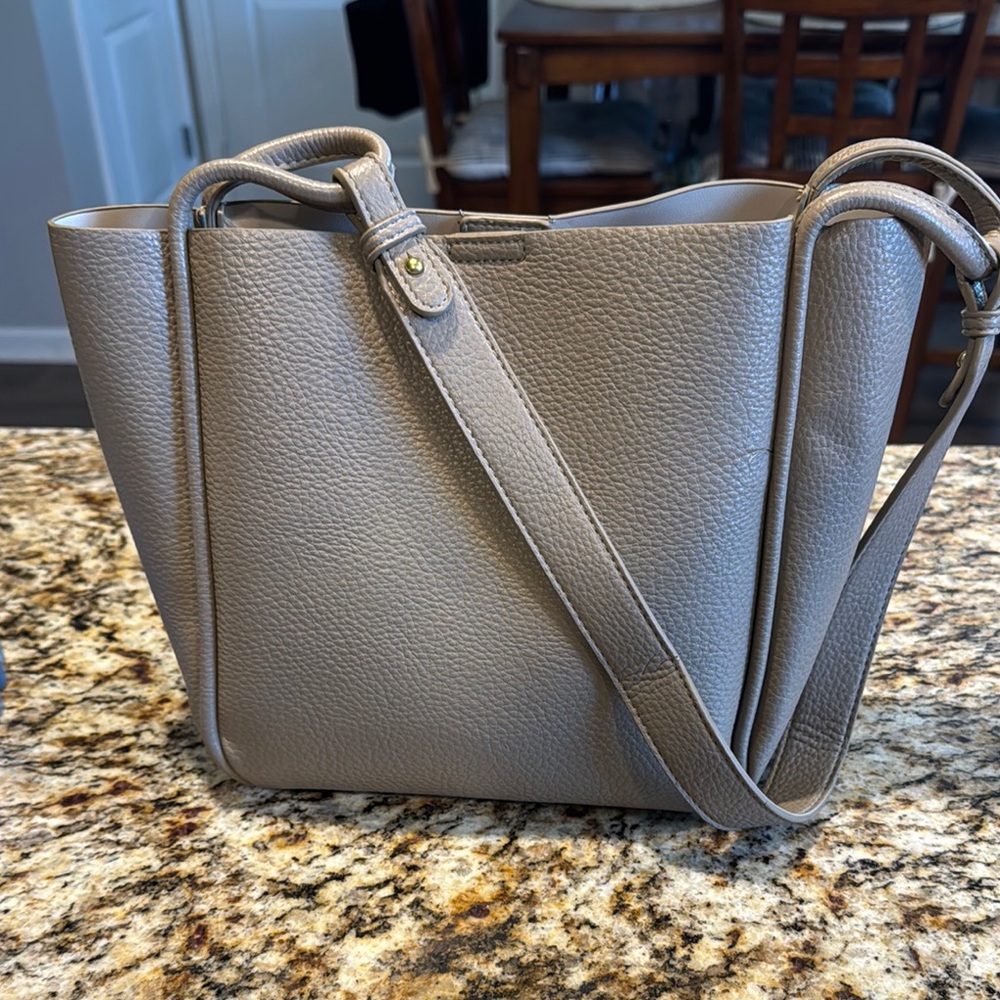 Stylish Taupe Leather Tote